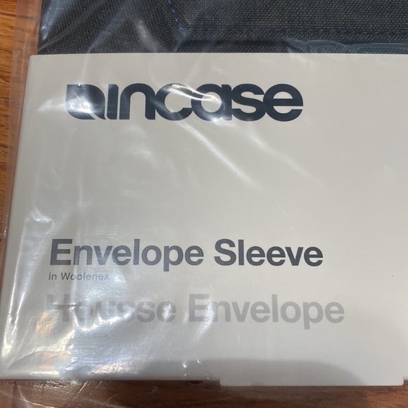 BRAND NEW 13 Inch MacBook Pro Laptop Case - Picture 3 of 6